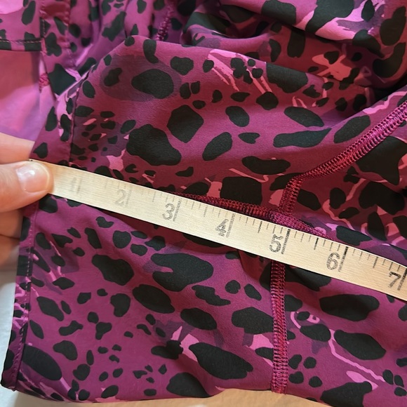 Lululemon Track That Mid-Rise Lined Short 5" Size 6 - Picture 10 of 10